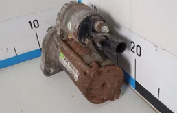 Стартер для Skoda Octavia 2013 года на фотографиях