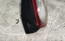 Фонарь внутренний правый для Ford Kuga 2010 года на фотографиях