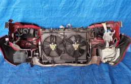 Бампер передний для Nissan X-Trail 2000 года на фотографиях