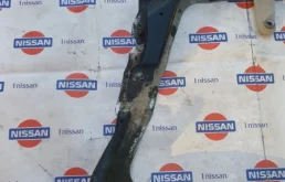 Подрамник двигателя для Nissan X-Trail 2017 года на фотографиях