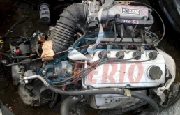 Двигатель без навесного для Mitsubishi Galant 1998 года на фотографиях