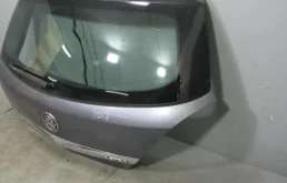 Крышка багажника для Opel Astra 2008 года на фотографиях