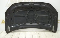 Капот для Volkswagen Caddy 2019 года на фотографиях