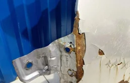 Крыло левое для Audi A6 1998 года на фотографиях