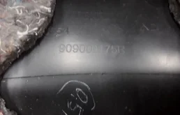 Обшивка двери багажника для Renault Duster на фотографиях