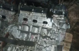 Двигатель без навесного для Ford Explorer 2012 года на фотографиях