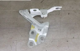 Петля капота левая для BMW X3 2017 года на фотографиях