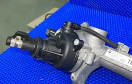 Рулевая рейка в сборе для BMW X5 на фотографиях