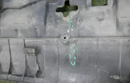 Накладка порога левая для Toyota Land Cruiser 2010 года на фотографиях