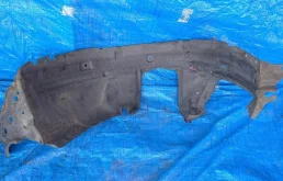 Подкрылок передний левый для Nissan X-Trail 2011 года на фотографиях