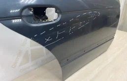 Дверь передняя правая для BMW 5er 2000 года на фотографиях