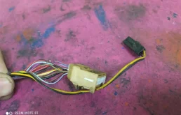 Зеркало боковое левое для Volkswagen Touareg 2006 года на фотографиях