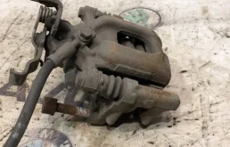 Суппорт задний правый для Skoda Octavia на фотографиях