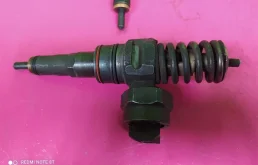 Насос-форсунка для Volkswagen Passat на фотографиях