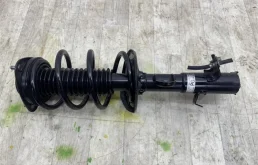 Стойка амортизационная передняя правая Subaru 20310-SJ020 для Subaru Forester SJ rest 2016-2019