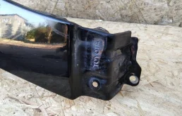 Крылья для Toyota Land Cruiser 2008 года на фотографиях