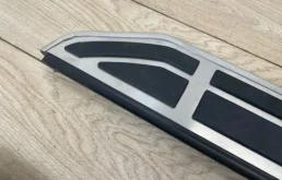 Подножка левая для Volkswagen Touareg на фотографиях