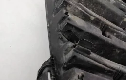 Решетка радиатора для Ford Explorer 2013 года на фотографиях