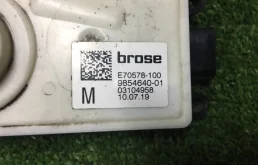 Моторчик корректора фары для BMW 5er 2018 года на фотографиях