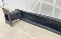 Усилитель заднего бампера для Skoda Octavia 2017 года на фотографиях