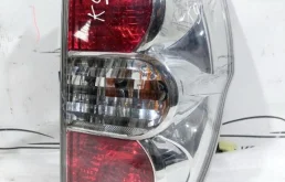 Фонарь правый для Suzuki Grand Vitara 2015 года на фотографиях