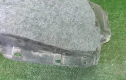 Подкрылок передний левый для Toyota RAV4 2013 года на фотографиях