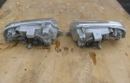 Фары для Suzuki Grand Vitara 2004 года на фотографиях