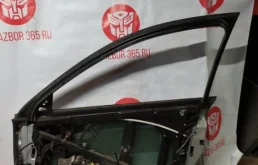 Дверь передняя правая для Audi A6 1999 года на фотографиях