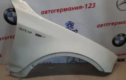 Фара правая для BMW X3 2005 года на фотографиях
