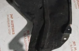 Подкрылок передний левый для Nissan Teana 2011 года на фотографиях