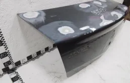 Крышка багажника для Renault Logan 2005 года на фотографиях