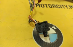 Стекла и зеркала для BMW 5er 2001 года на фотографиях