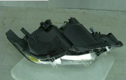 Фара левая для Toyota Camry 2017 года на фотографиях