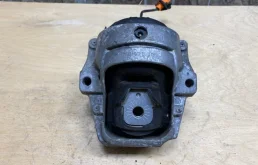 Подушка двигателя для Audi A4 B6 Avant 2000-2004
