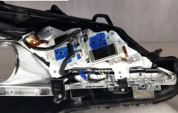 Фара левая для Toyota Camry 2019 года на фотографиях