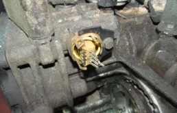 АКПП для Volkswagen Golf 1998 года на фотографиях