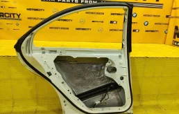 Дверь задняя левая для Mercedes-Benz S class 2008 года на фотографиях