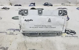Подушка безопасности пассажира для Volvo S80 2015 года на фотографиях