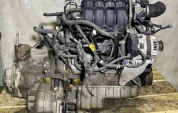 Двигатель без навесного для Chevrolet Aveo 2004 года на фотографиях