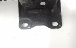 Усилитель заднего бампера для Skoda Octavia 2014 года на фотографиях