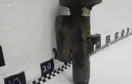 Амортизатор передний правый для BMW 5er 2018 года на фотографиях