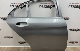 Дверь задняя правая для Mercedes-Benz C class 2019 года на фотографиях