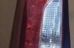 Фонарь внешний левый для Nissan X-Trail 2007 года на фотографиях