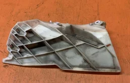 Усилитель переднего бампера для Infiniti QX 2014 года на фотографиях