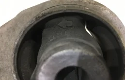 Рычаг передний правый нижний для BMW 5er 2013 года на фотографиях