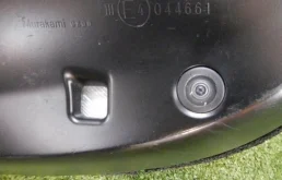 Зеркало боковое правое для Toyota Land Cruiser 2019 года на фотографиях