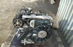 Двигатель для Audi A6 2000 года на фотографиях