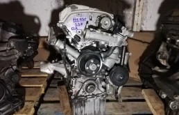 Двигатель для Mercedes-Benz C class 1996 года на фотографиях