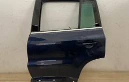 Дверь задняя левая для Volkswagen Tiguan 2007 года на фотографиях