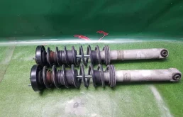 Амортизатор передний правый для BMW 5er 1998 года на фотографиях